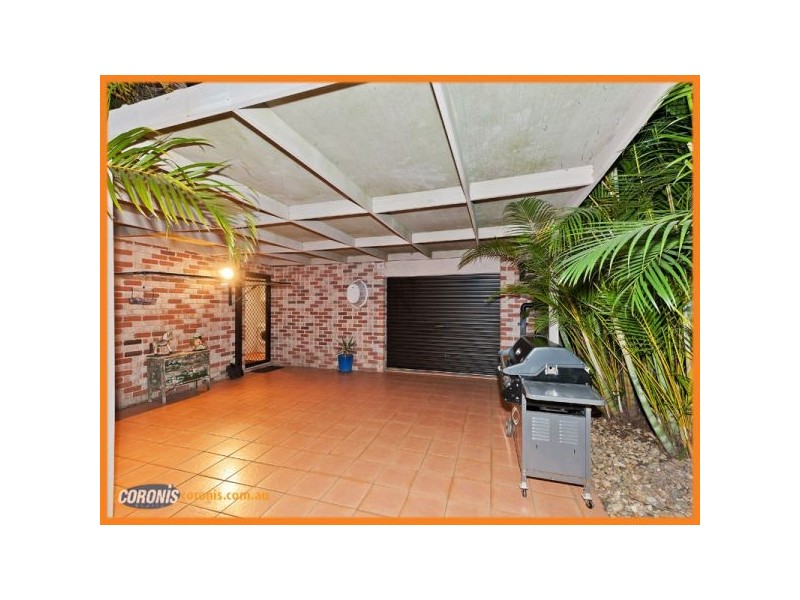 7 Easter Crescent, Pacific Pines QLD 4211