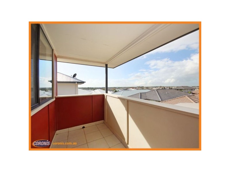 8 Forrestal Circuit, North Lakes QLD 4509