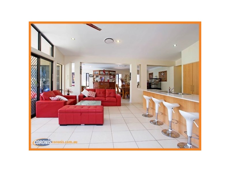 80 Diamantina Circuit, Pacific Pines QLD 4211