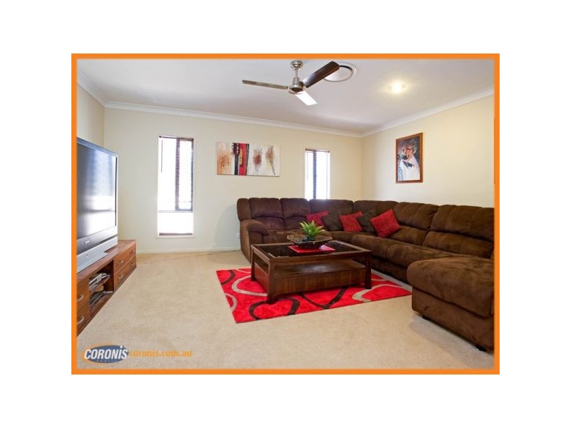 80 Diamantina Circuit, Pacific Pines QLD 4211