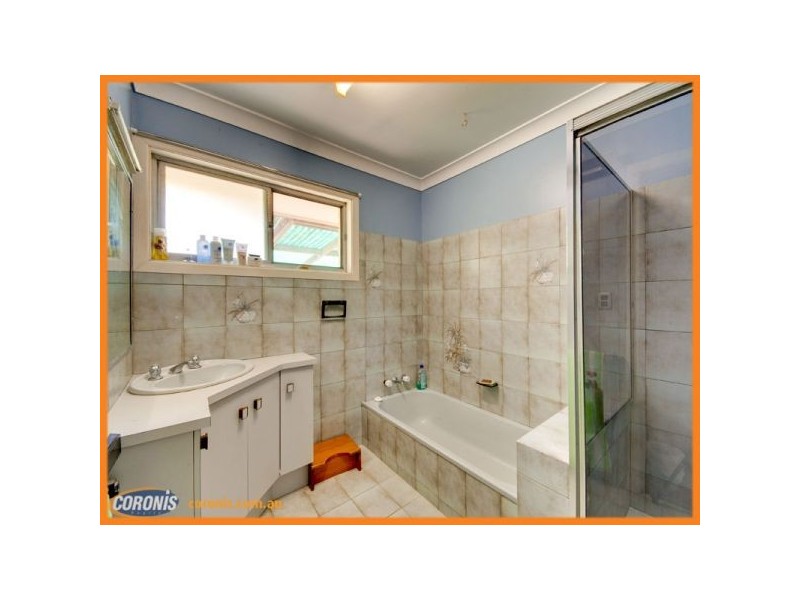 17 Zephyr Street, Aspley QLD 4034