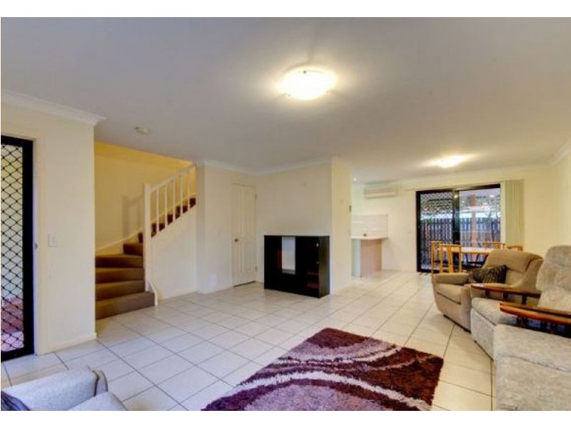 2/22 Kingsmill Street, Chermside QLD 4032