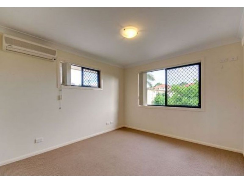 2/22 Kingsmill Street, Chermside QLD 4032