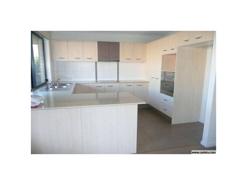 7 Winston Way, Pimpama QLD 4209