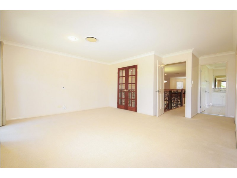 4 Anitra Lane, Coomera Waters QLD 4209