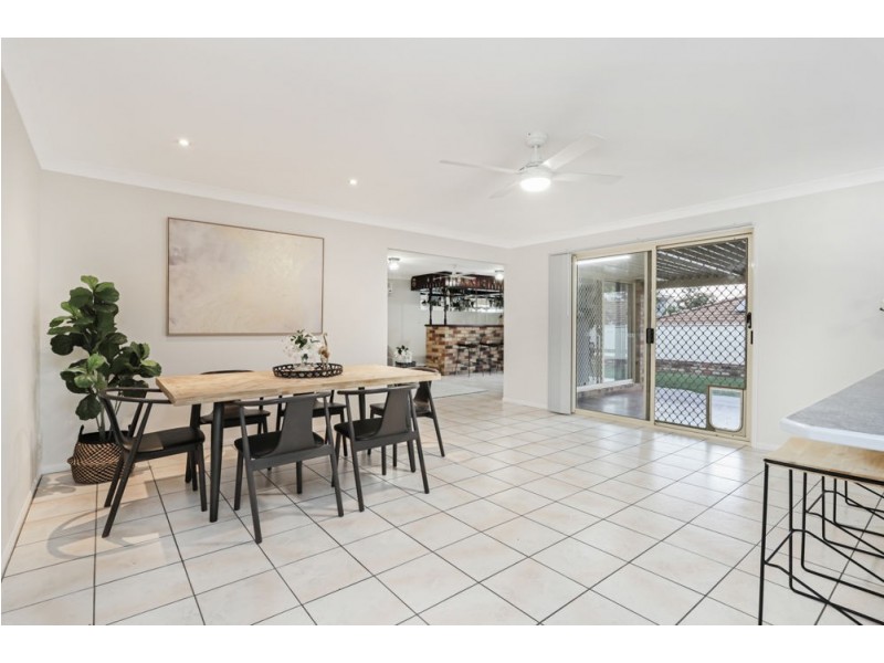 265 Upper Kedron Road, Ferny Grove QLD 4055