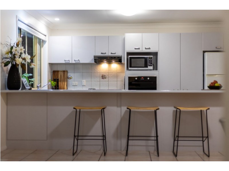 265 Upper Kedron Road, Ferny Grove QLD 4055