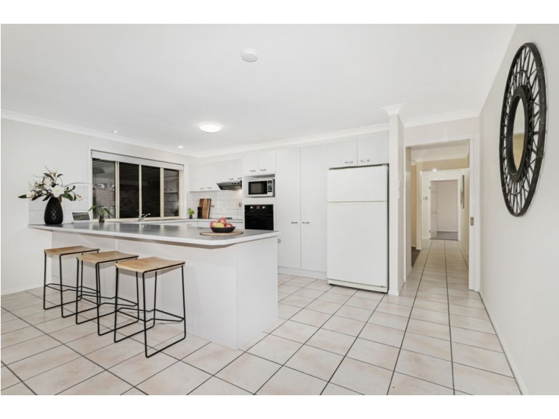 265 Upper Kedron Road, Ferny Grove QLD 4055