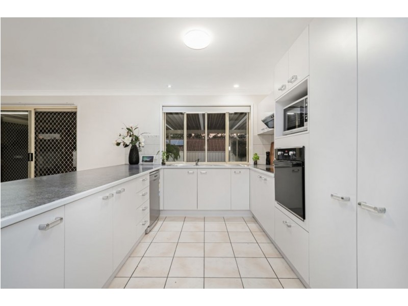 265 Upper Kedron Road, Ferny Grove QLD 4055