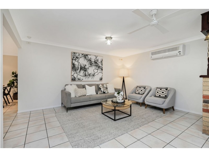 265 Upper Kedron Road, Ferny Grove QLD 4055