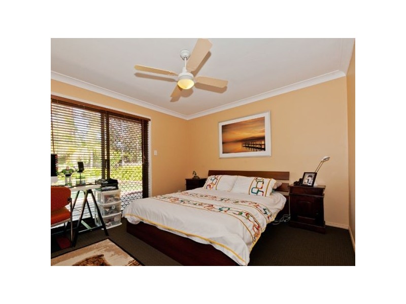 9 Spruce Street, Loganlea QLD 4131