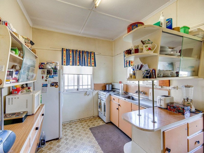 212 Webster Road, Stafford QLD 4053