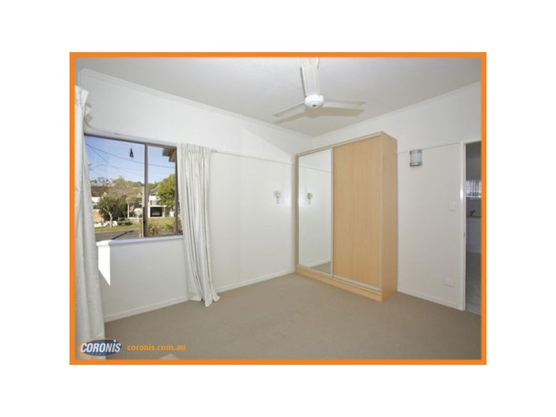 18 Herbert Street, Brighton QLD 4017