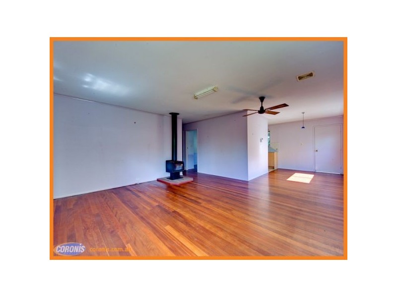 50 Leslie Street, Arana Hills QLD 4054