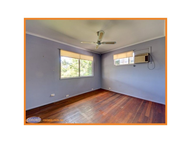 50 Leslie Street, Arana Hills QLD 4054