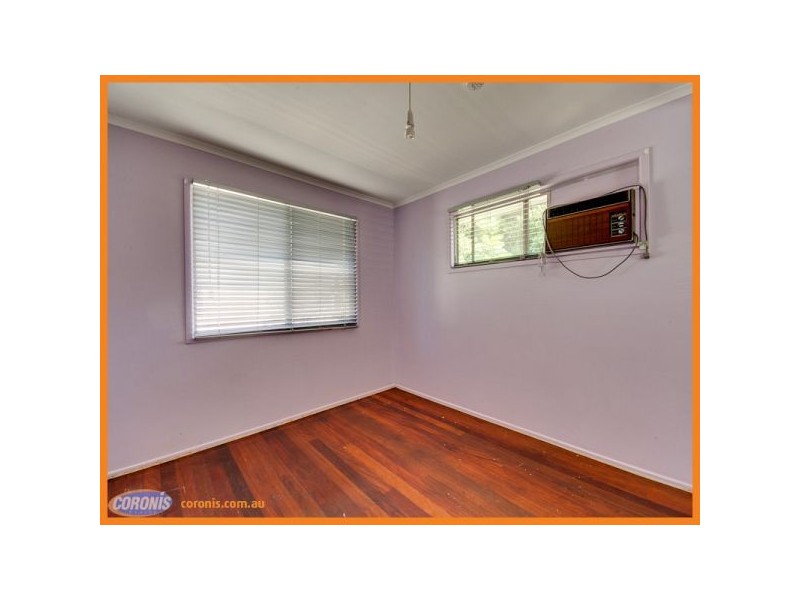 50 Leslie Street, Arana Hills QLD 4054