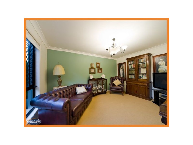 19 Chelsea Crescent, Bridgeman Downs QLD 4035