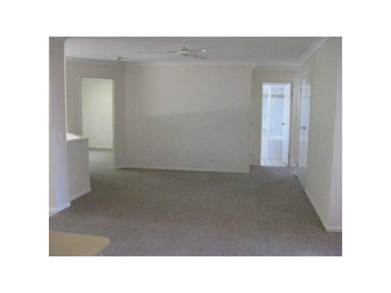15 Pembridge Place, Carindale QLD 4152