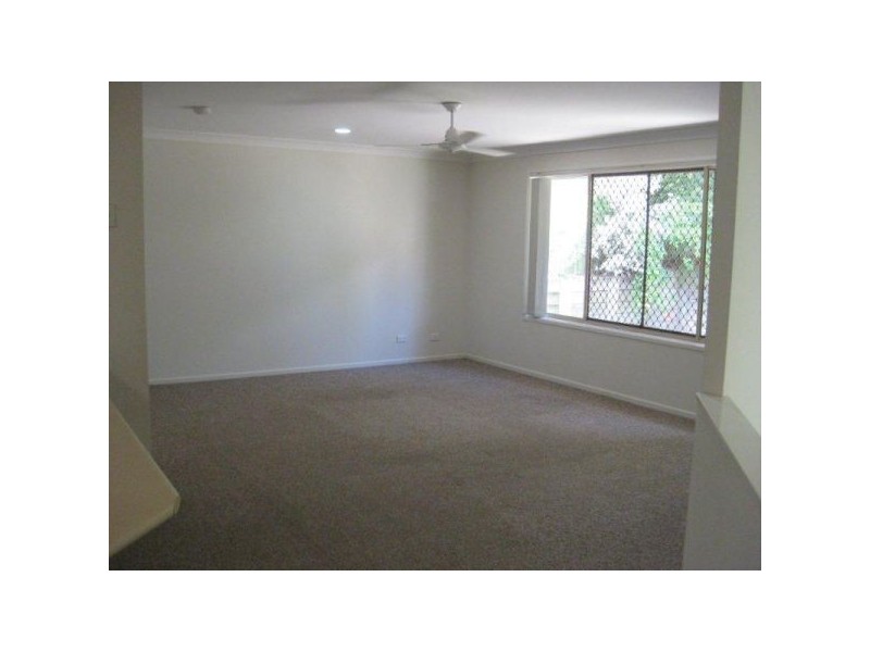 15 Pembridge Place, Carindale QLD 4152