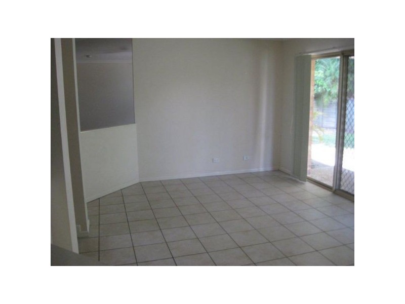 15 Pembridge Place, Carindale QLD 4152