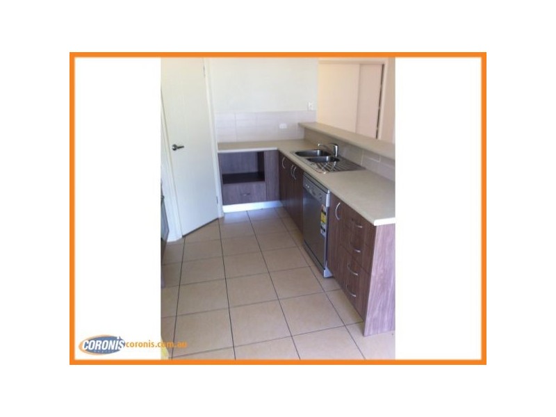 4 Webb Road, Loganlea QLD 4131