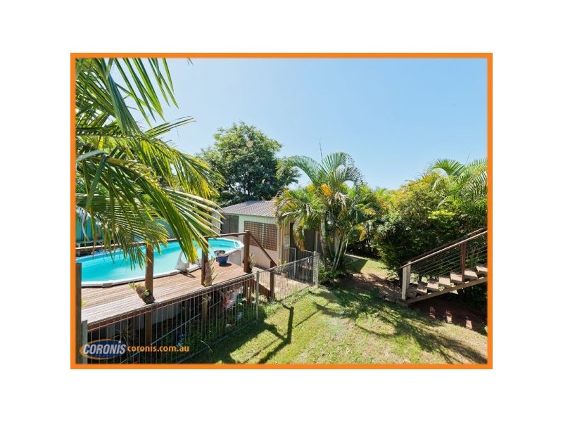 215 Wondall Road, Wynnum West QLD 4178