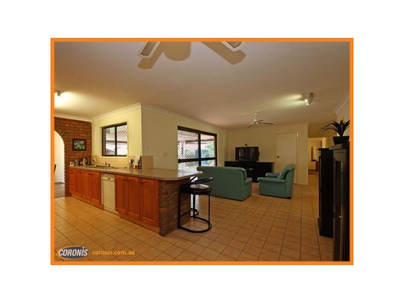 26 Rue Montaigne, Petrie QLD 4502