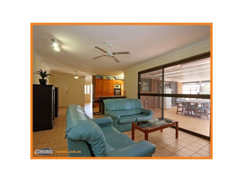 26 Rue Montaigne, Petrie QLD 4502