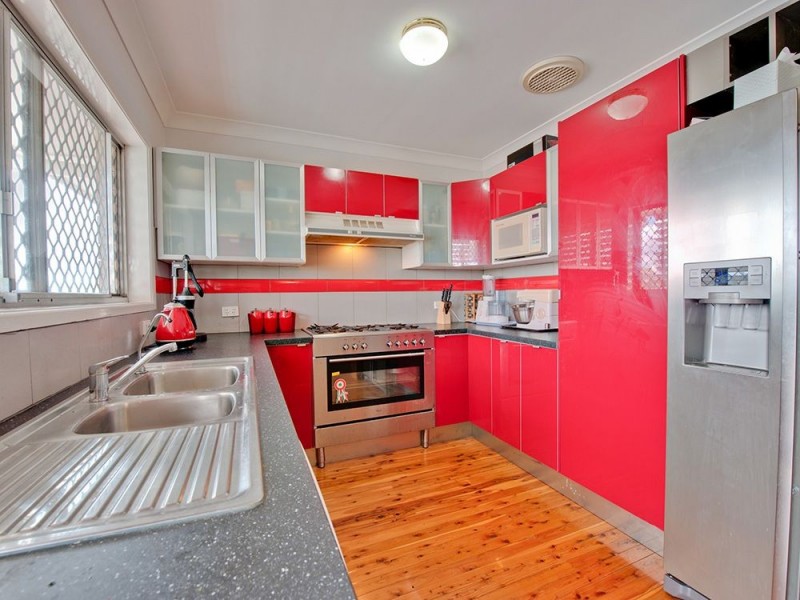 34 Amsterdam St, Wishart QLD 4122