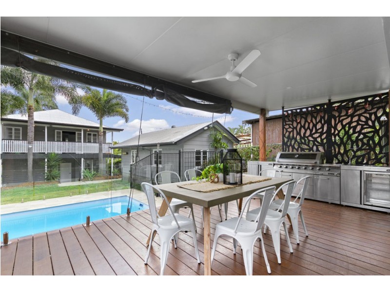 21 Buddina Street, Stafford QLD 4053