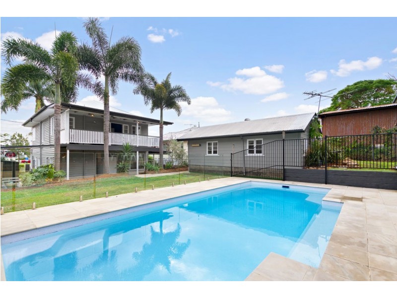 21 Buddina Street, Stafford QLD 4053