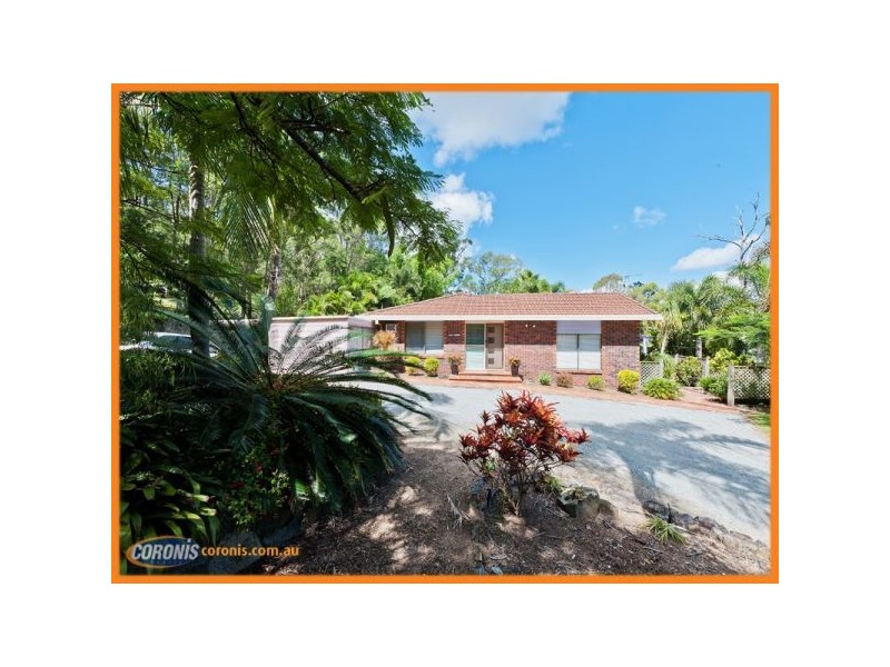 3 Woodside Place, Helensvale QLD 4212