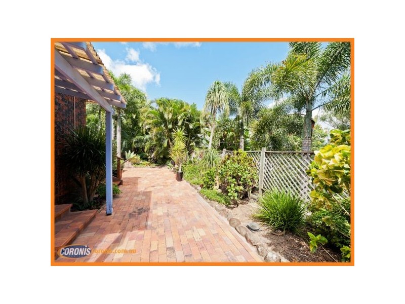 3 Woodside Place, Helensvale QLD 4212