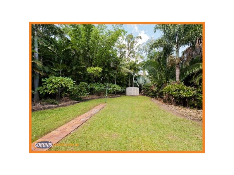 3 Woodside Place, Helensvale QLD 4212