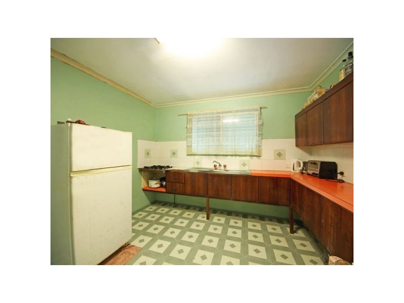 19 Crest Street, Kallangur QLD 4503