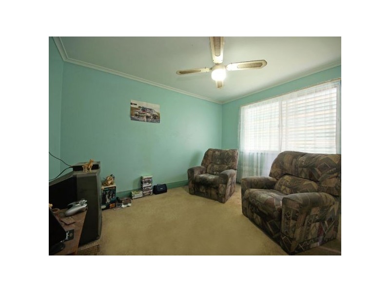 19 Crest Street, Kallangur QLD 4503