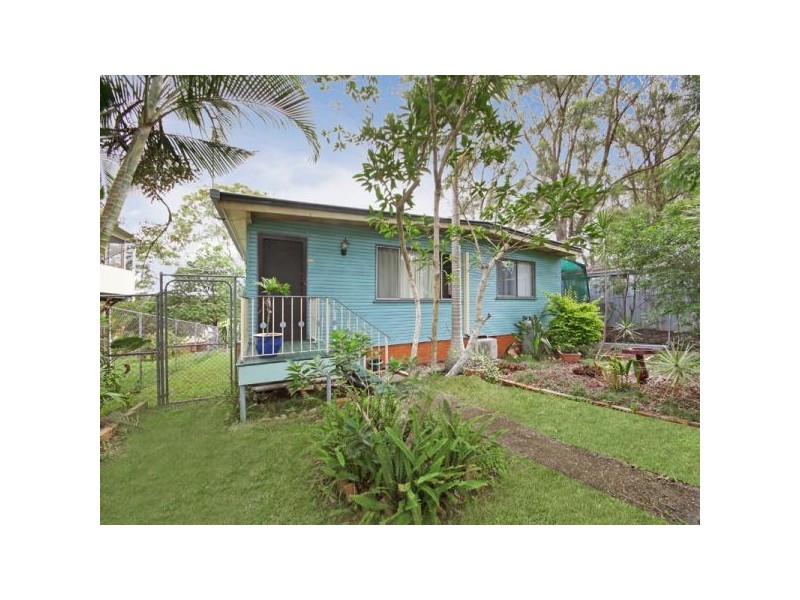 19 Crest Street, Kallangur QLD 4503