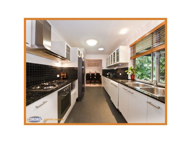 27 Tamarillo Circuit, Narangba QLD 4504
