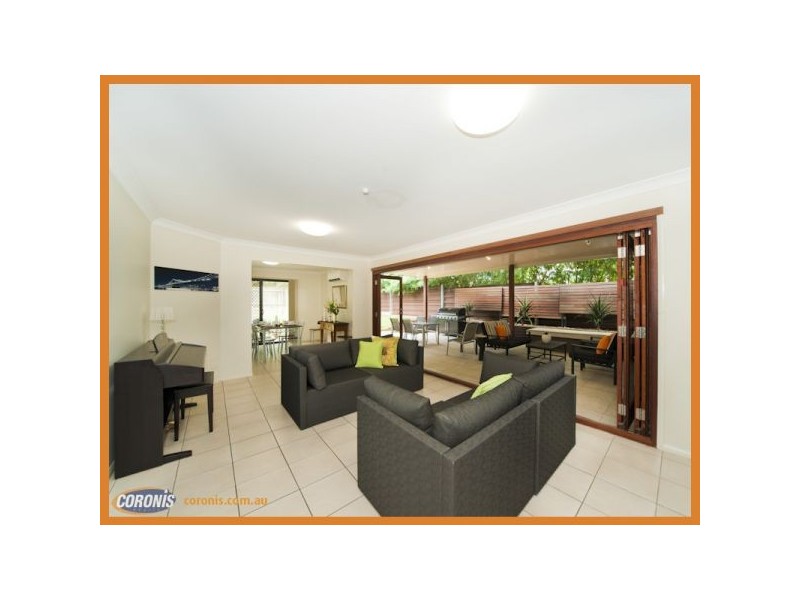 27 Sunset Place, Mcdowall QLD 4053