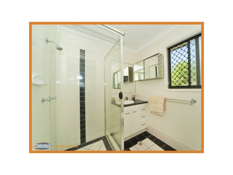 27 Sunset Place, Mcdowall QLD 4053