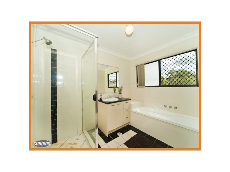 27 Sunset Place, Mcdowall QLD 4053