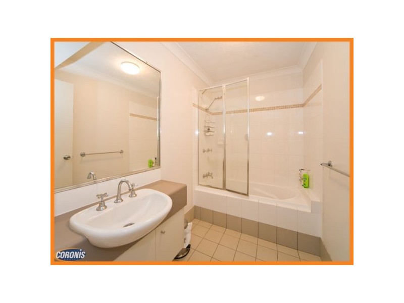 4/13 Richmond Road, Morningside QLD 4170