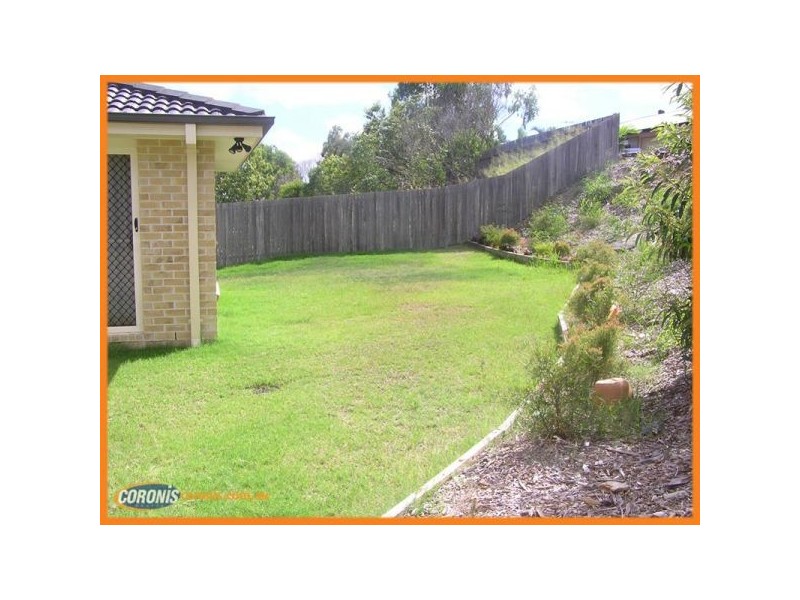 6 Kempe Place, Edens Landing QLD 4207