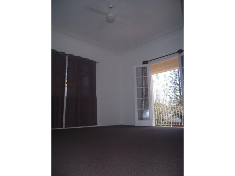 30 Main Avenue, Wavell Heights QLD 4012