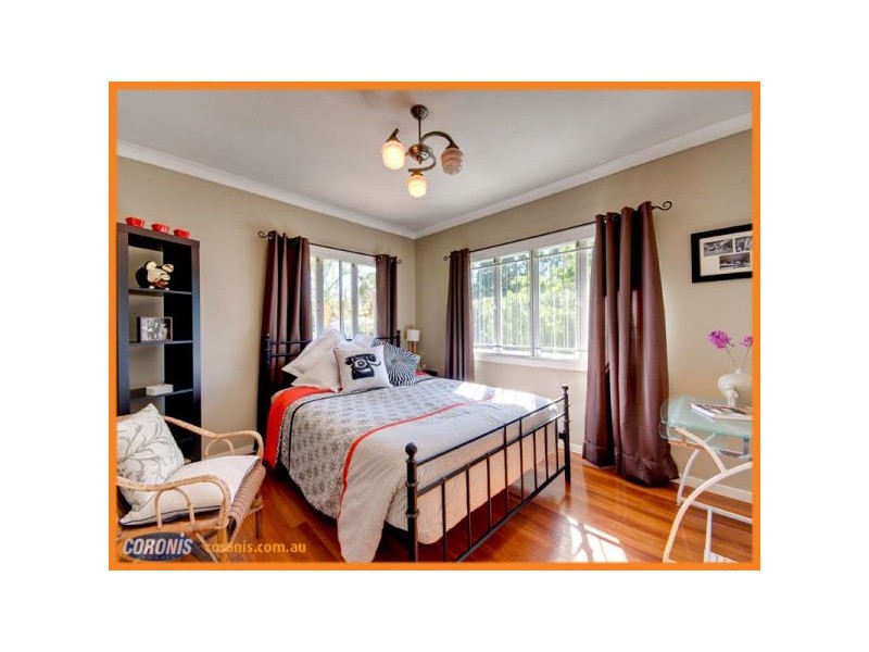 64 Wilgarning St, Stafford Heights QLD 4053