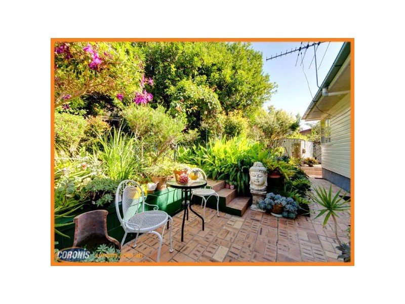 64 Wilgarning St, Stafford Heights QLD 4053