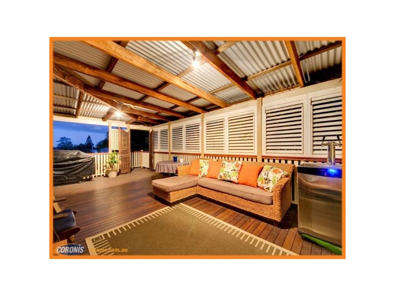 33 Wood Street, Kedron QLD 4031