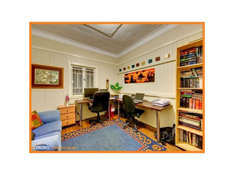 33 Wood Street, Kedron QLD 4031