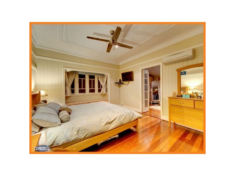 33 Wood Street, Kedron QLD 4031