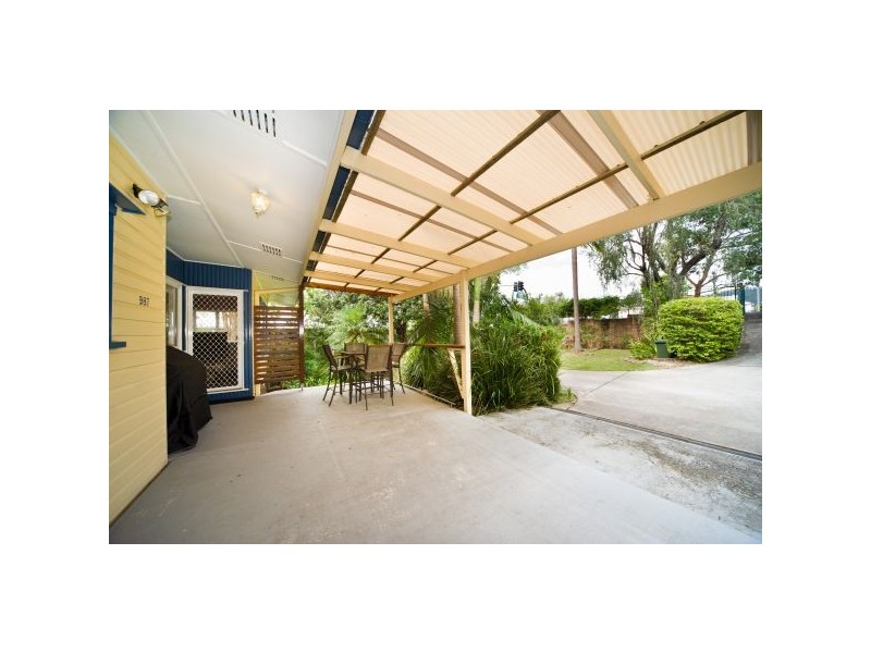 987 Waterworks Road, The Gap QLD 4061